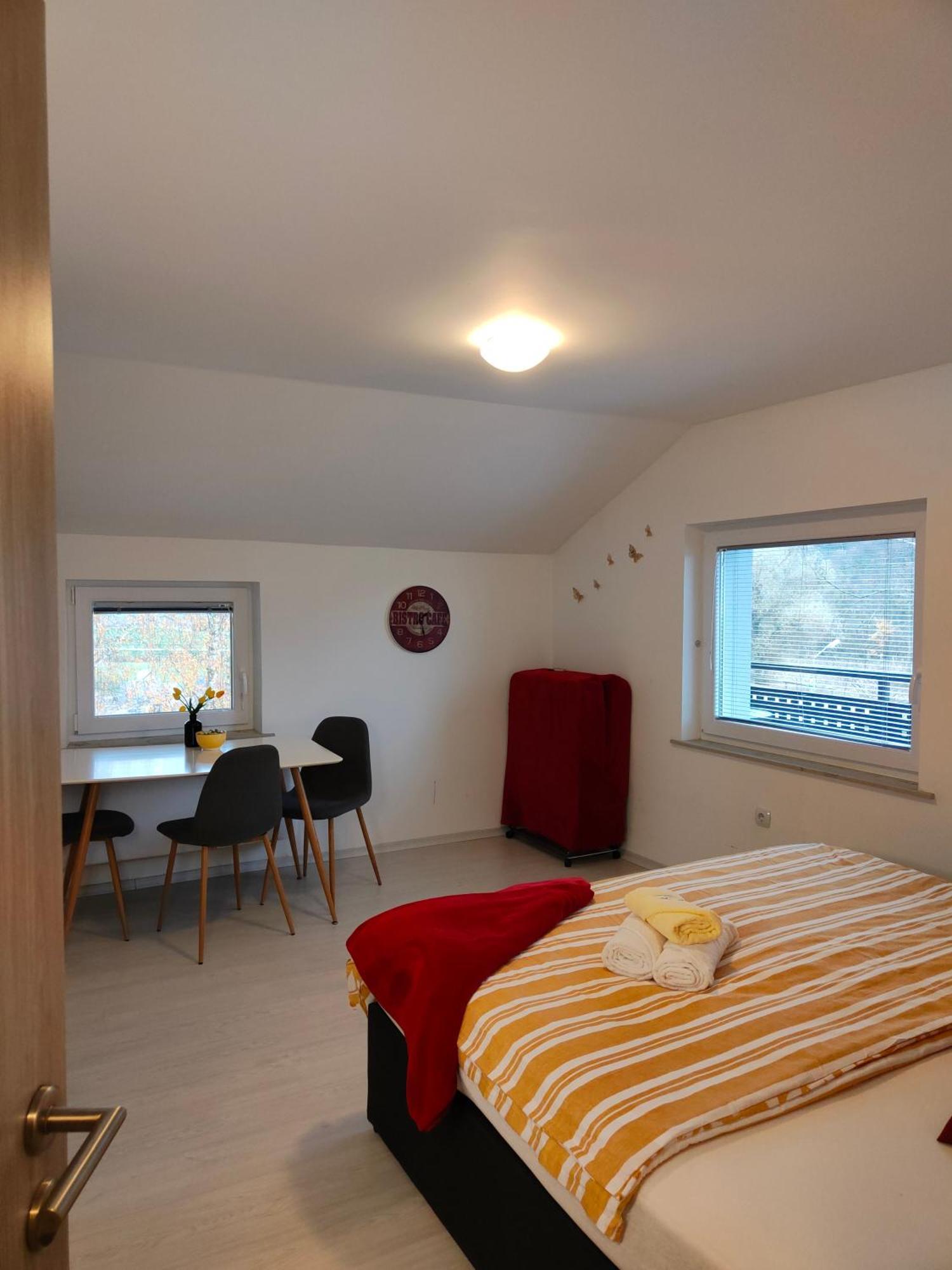 Apartments & Rooms Sasa Podčetrtek Habitación foto